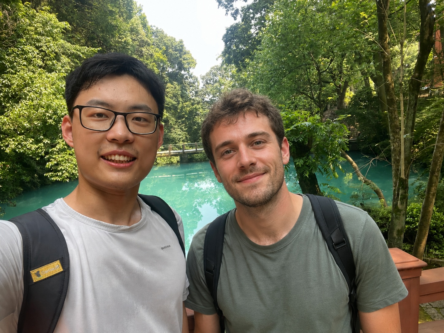 Leo with a foreign traveler.
