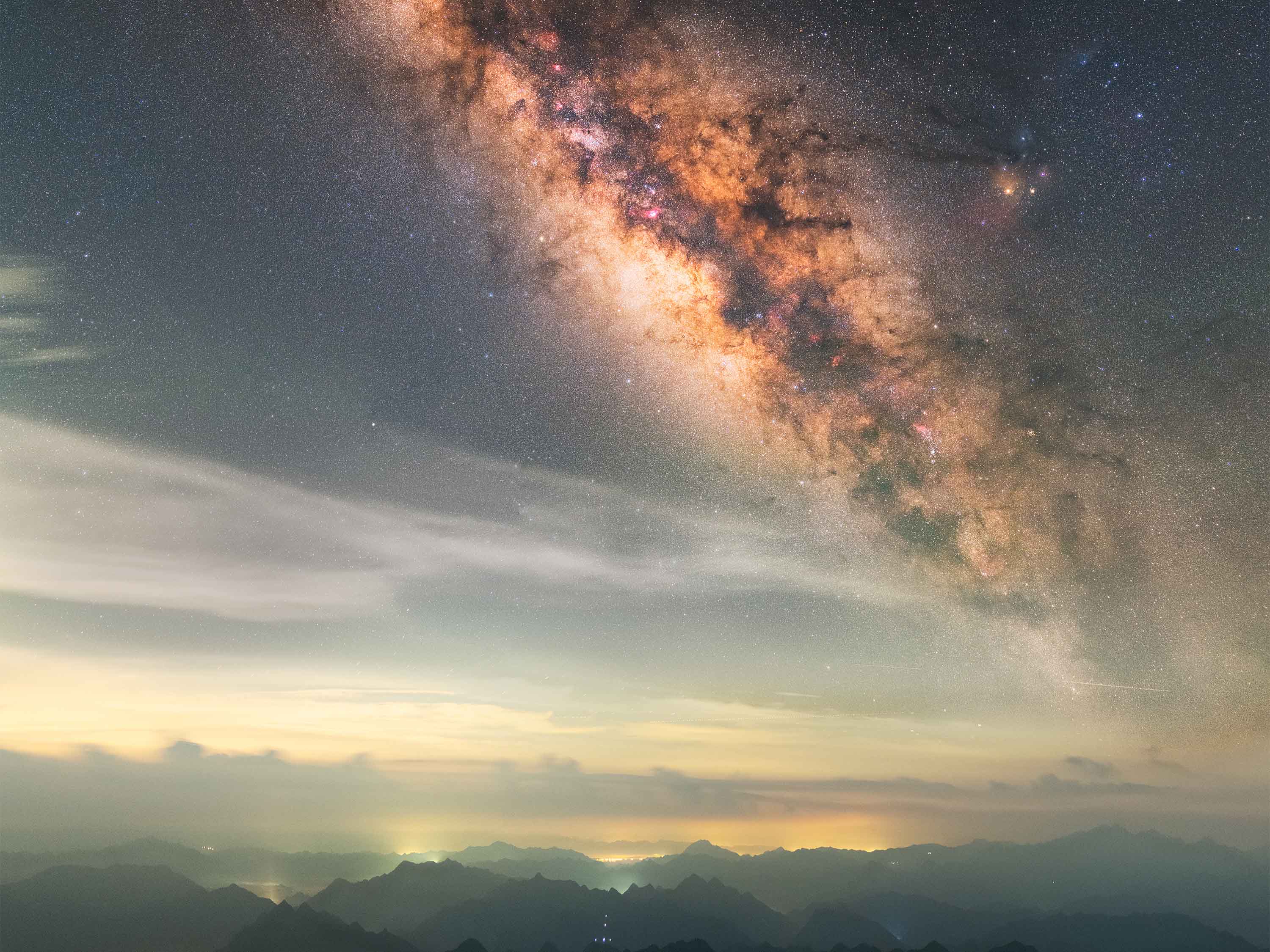 Milky Way over the mountains